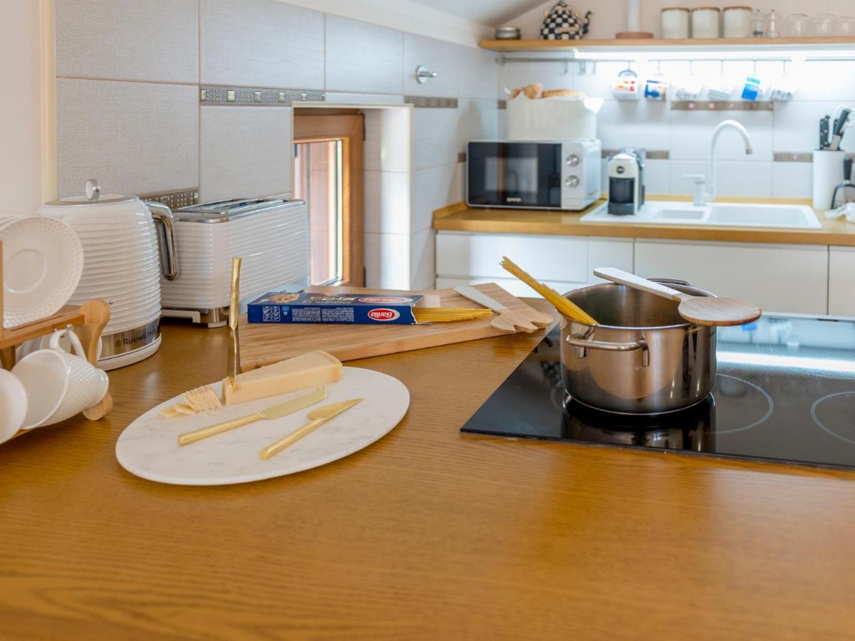 Cicciobello Lux Apartment Baosici With Stunning Sea View Esterno foto