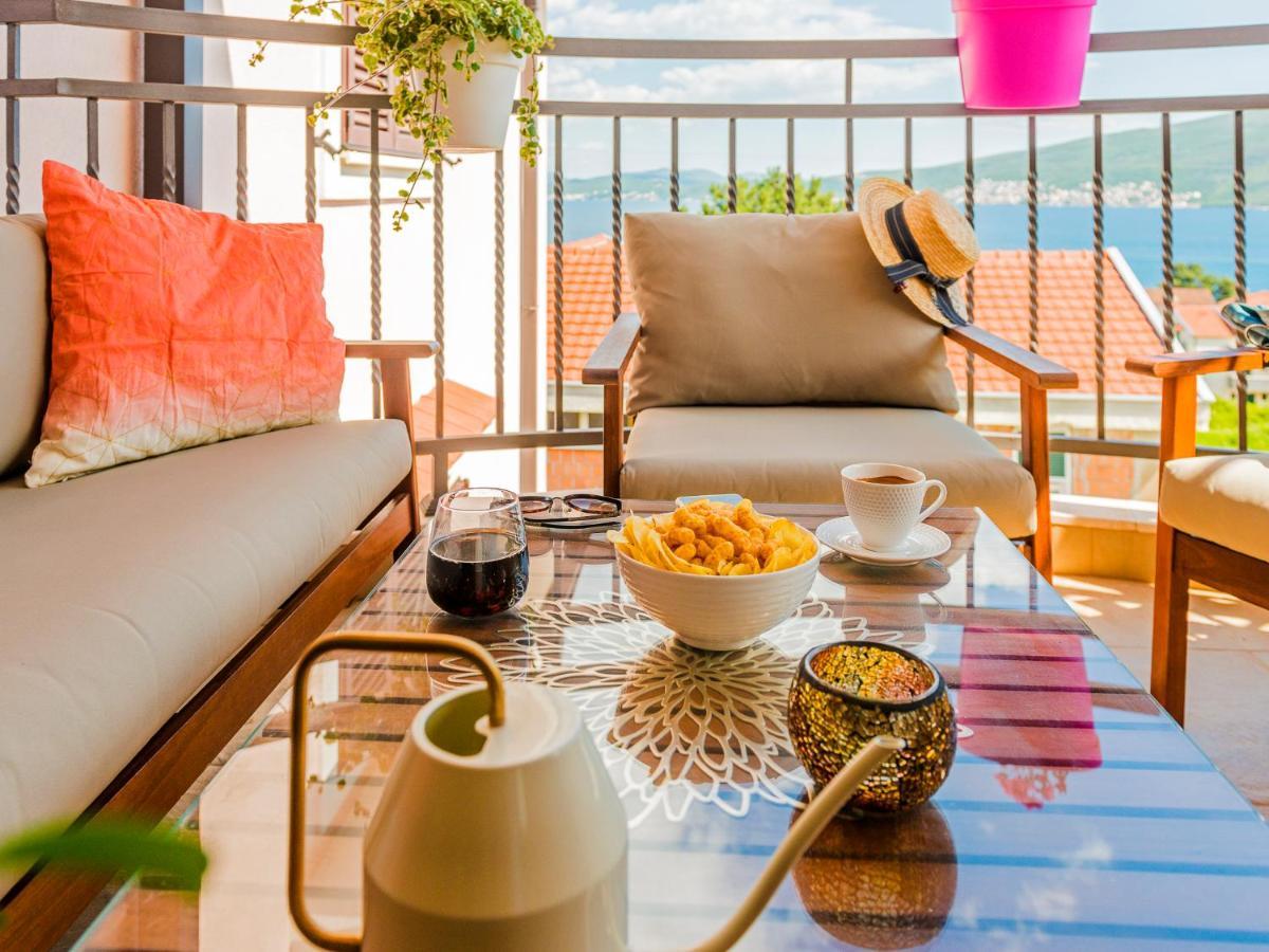 Cicciobello Lux Apartment Baosici With Stunning Sea View Esterno foto